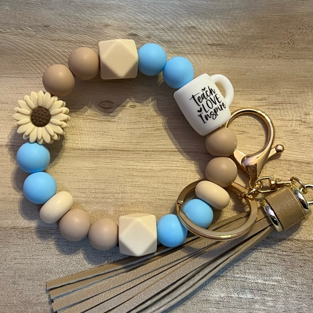 Teacher appreciation keychain teach love inspire - Picture 3 of 3